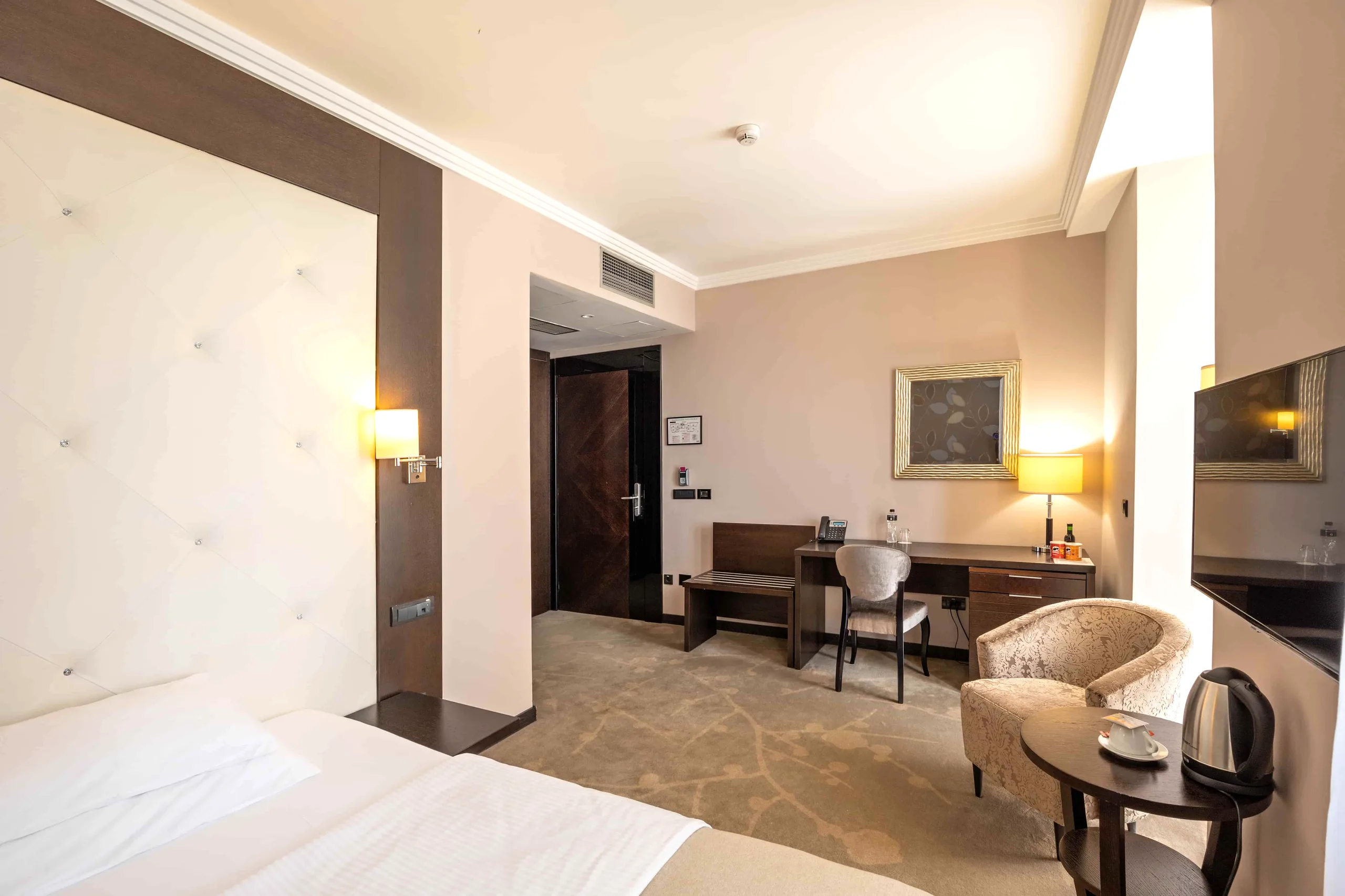 Standard Single Room 3