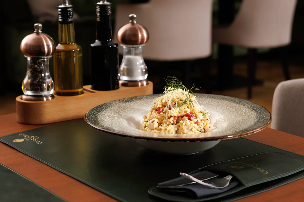 The Restaurant 8