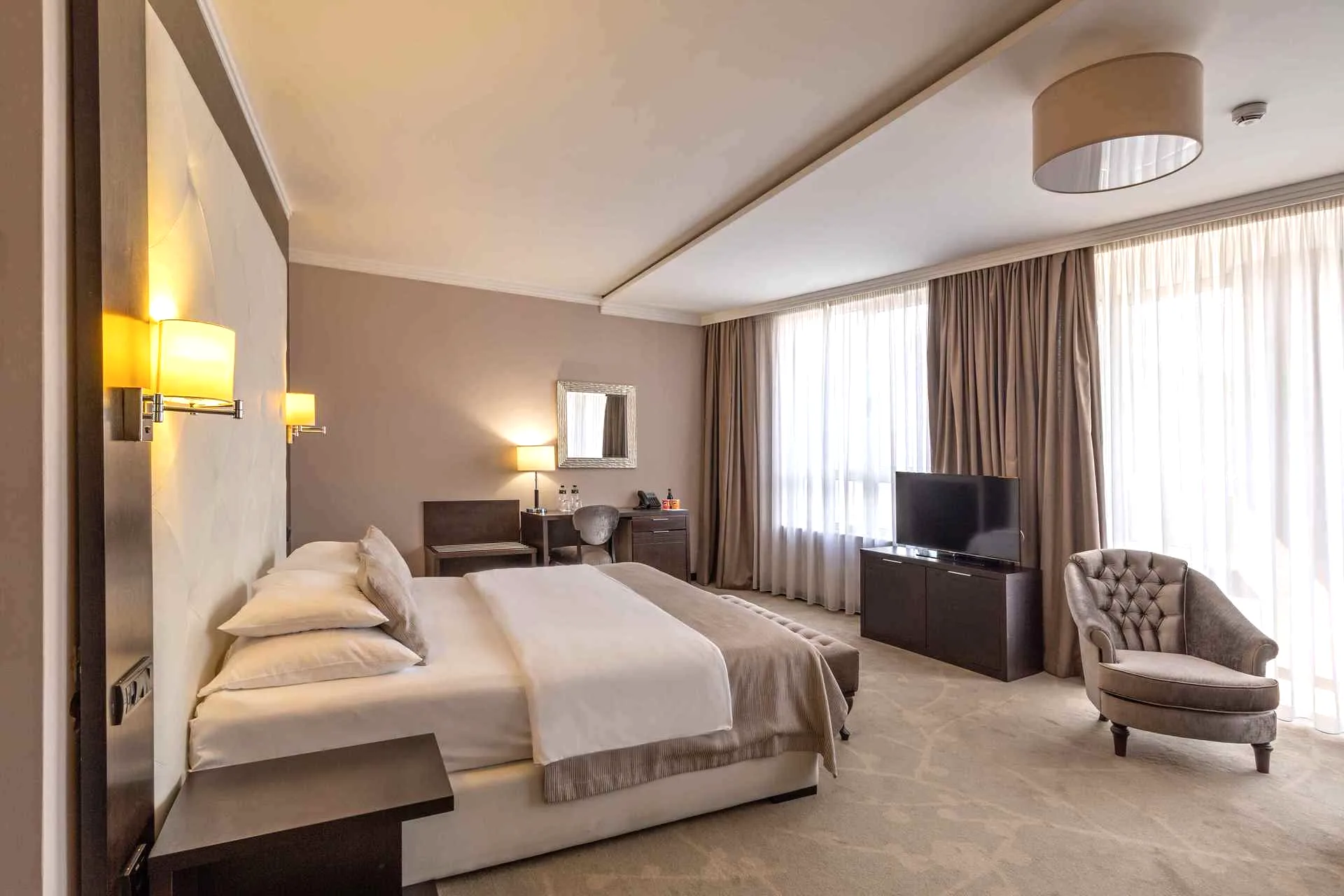 Deluxe Double Room 2
