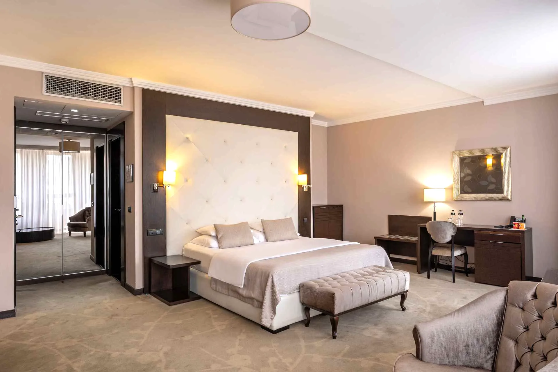 Deluxe Double Room 3