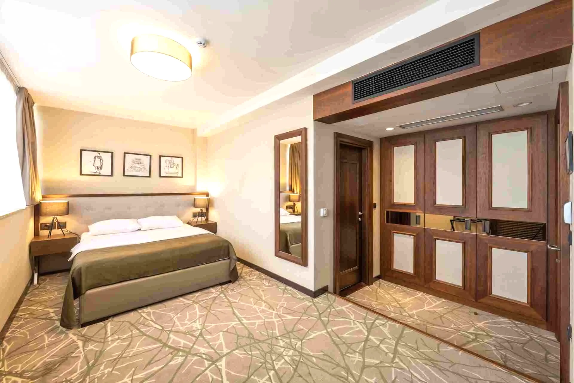 Standard Double Room 4