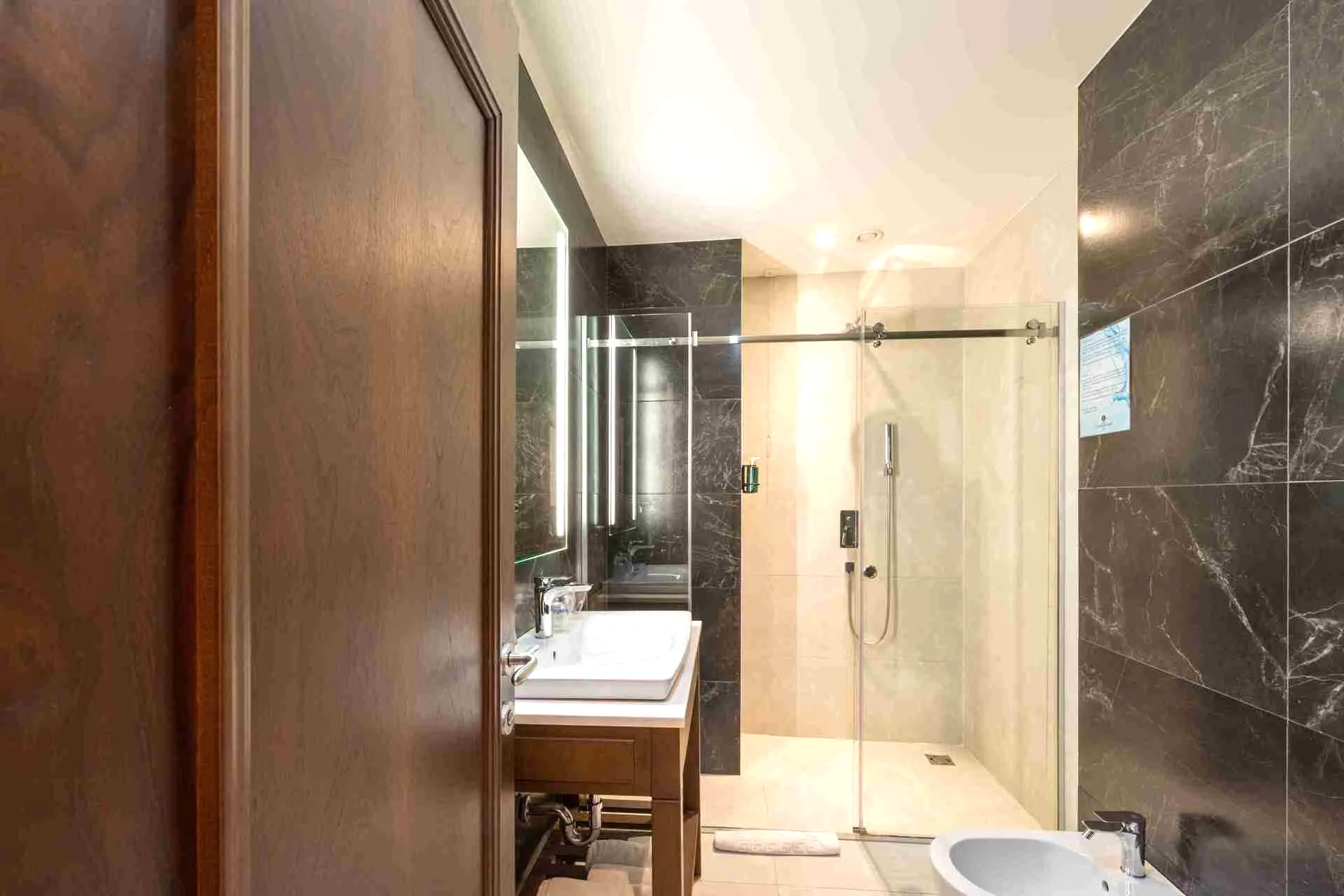 Standard Double Room 7